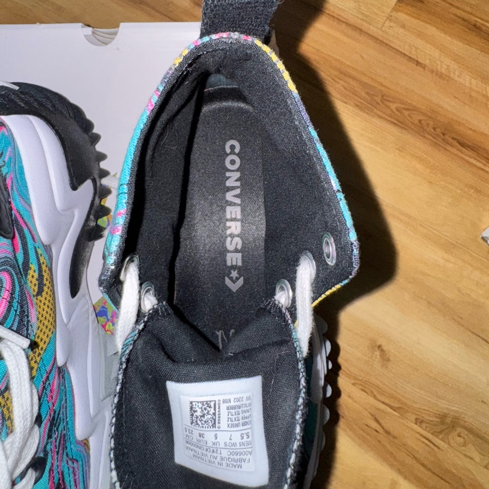 Multicolor Converse Worn Once - image 3